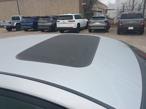 Used 2023 Nissan Altima 2.5 SL image 8