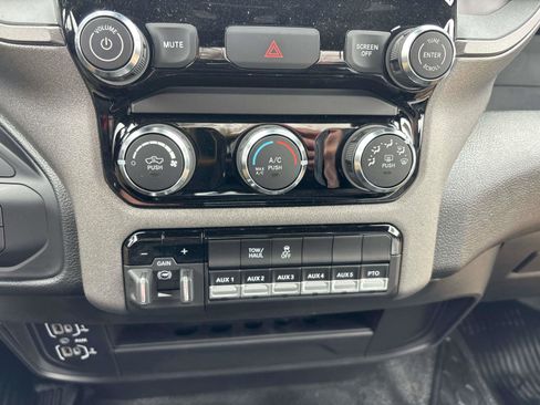 New 2026 RAM 3500 Tradesman image 8