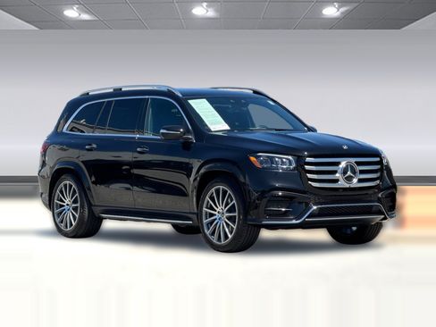 Certified 2025 Mercedes-Benz GLS 580 4MATIC image 7