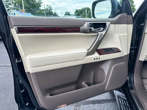 Used 2010 Lexus GX 460 AWD/4WD image 13