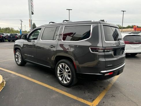 Used 2022 Jeep Grand Wagoneer Series II w/ Convenience Group III AWD/4WD image 5