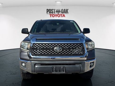 Used 2019 Toyota Tundra SR5 w/ SR5 Upgrade Package image 2