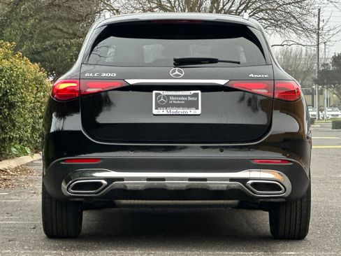 New 2026 Mercedes-Benz GLC 300 4MATIC image 4