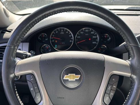 Used 2010 Chevrolet Avalanche LT w/ Luxury Package AWD/4WD image 24