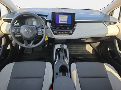 Used 2024 Toyota Corolla LE image 9