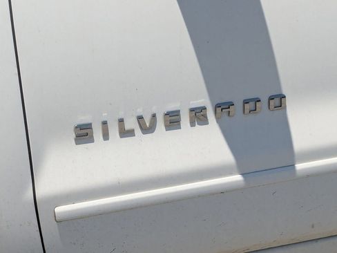 Used 2018 Chevrolet Silverado 1500 LT w/ All Star Edition AWD/4WD image 10