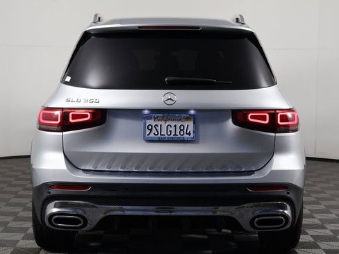 Used 2021 Mercedes-Benz GLB 250 w/ AMG Line image 5