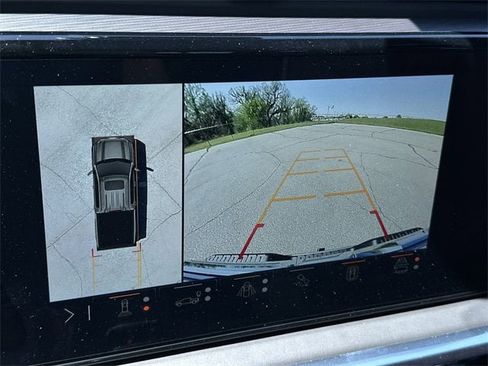 New 2025 GMC Sierra 1500 Denali Ultimate image 15