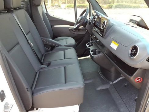 New 2026 Mercedes-Benz Sprinter 2500 image 17