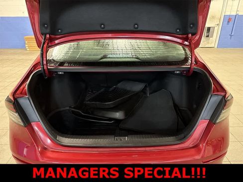 Used 2023 Honda Accord EX image 11