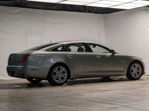 Used 2013 Jaguar XJ L Portfolio image 8