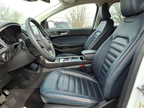 Certified 2024 Ford Edge SEL w/ Sport Appearance Package image 13