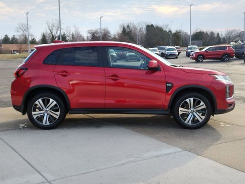 New 2026 Mitsubishi Outlander Sport ES image 4