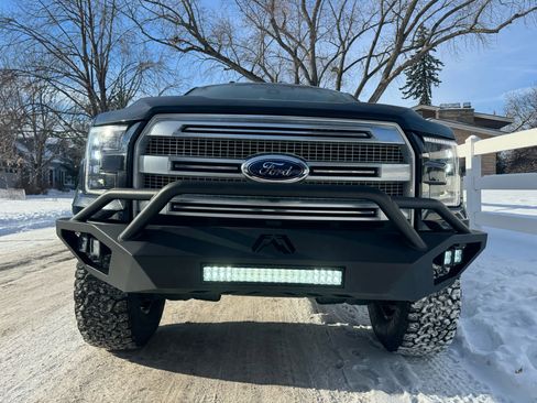 Used 2016 Ford F150 Platinum w/ Equipment Group 701A Luxury image 19