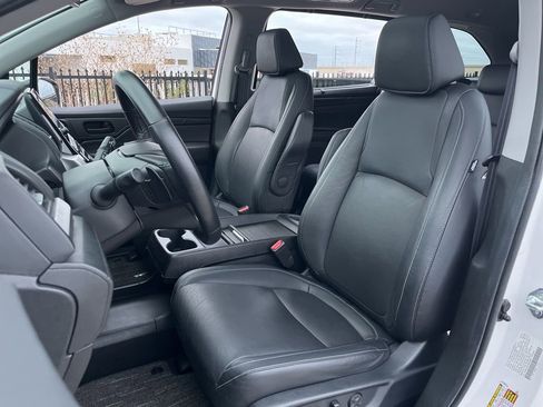 Used 2024 Honda Odyssey EX-L image 24