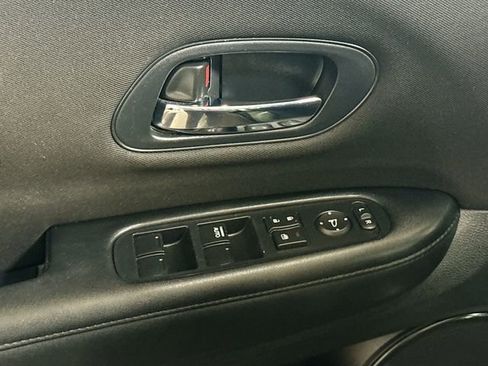 Used 2018 Honda HR-V LX image 18