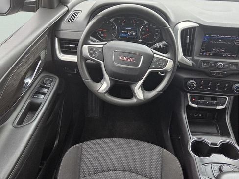 Used 2024 GMC Terrain SLE AWD/4WD image 14