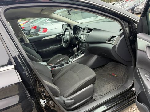Used 2018 Nissan Sentra S w/ Appearance Package FWD image 28