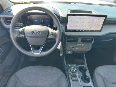 New 2025 Ford Maverick XL image 10
