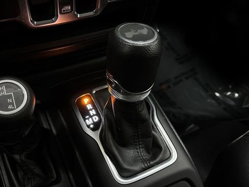 Used 2023 Jeep Wrangler Sport S image 18