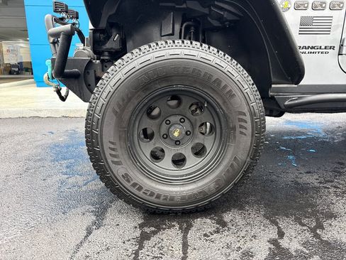 Used 2014 Jeep Wrangler Unlimited Sport w/ Quick Order Package 24S image 31