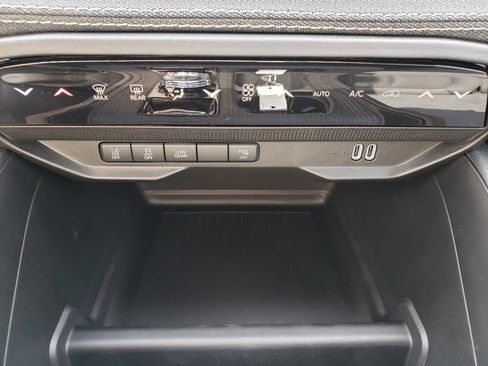 New 2026 Jeep Cherokee Laredo AWD/4WD image 17