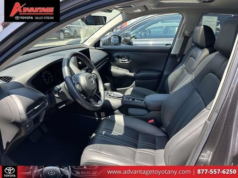 Used 2024 Honda HR-V EX-L image 16