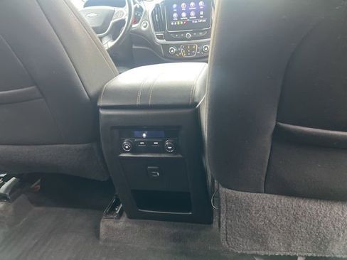 Used 2020 Chevrolet Traverse LT AWD/4WD image 10