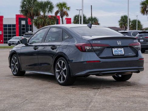 Certified 2025 Honda Civic Sport Touring image 4