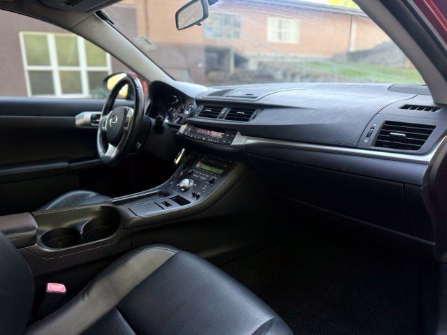 Used 2012 Lexus CT 200h Premium FWD image 14