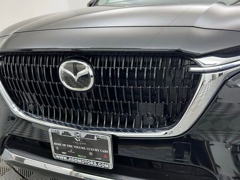 Used 2024 MAZDA CX-90 Plug-In Hybrid w/ Premium Pkg image 4
