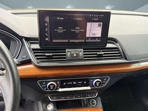 Used 2022 Audi Q5 2.0T Prestige w/ Prestige Package AWD/4WD image 27