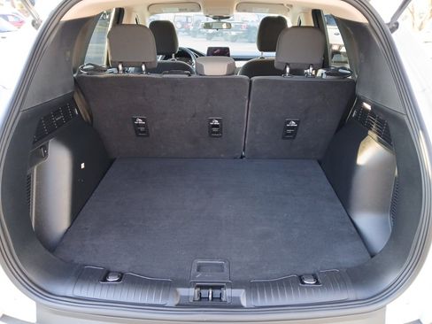 Used 2020 Ford Escape SE image 9