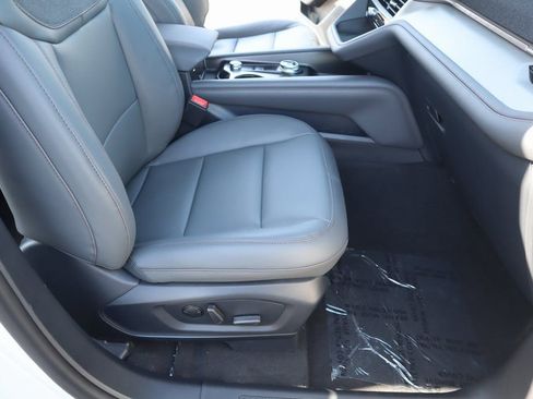 New 2026 Ford Explorer Active w/ Active Comfort Package image 15