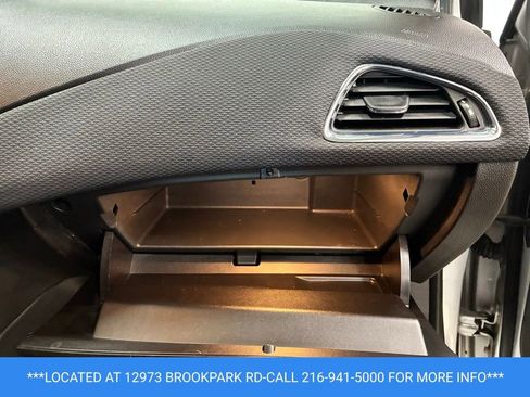Used 2016 Chevrolet Cruze LS FWD image 22