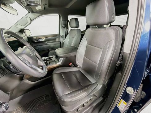 Used 2023 Chevrolet Silverado 1500 RST AWD/4WD image 12
