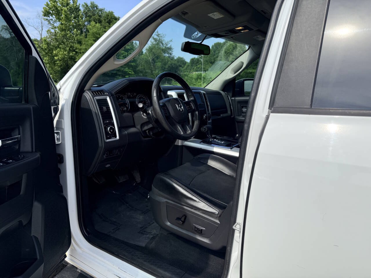 Used 2012 RAM 1500 Sport w/ Sport Premium Group AWD/4WD image 15