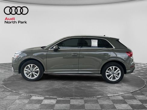 Used 2025 Audi Q3 2.0T Premium AWD/4WD image 2