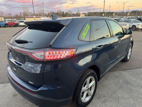 Used 2017 Ford Edge SE image 5