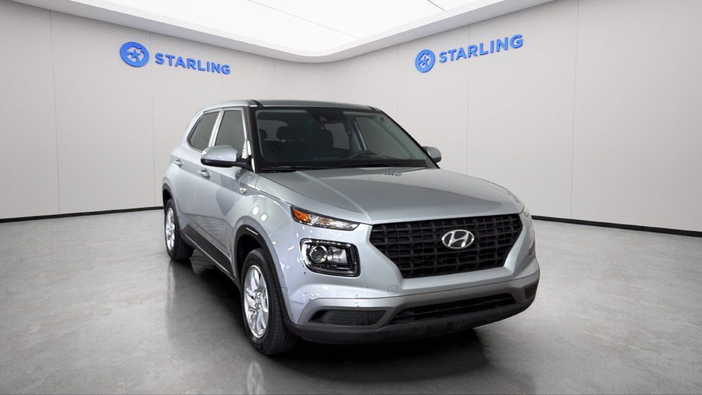 Used 2022 Hyundai Venue SE w/ Cargo Package FWD image 14