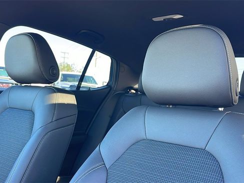 New 2026 Buick Envista Preferred w/ Convenience I Package image 12