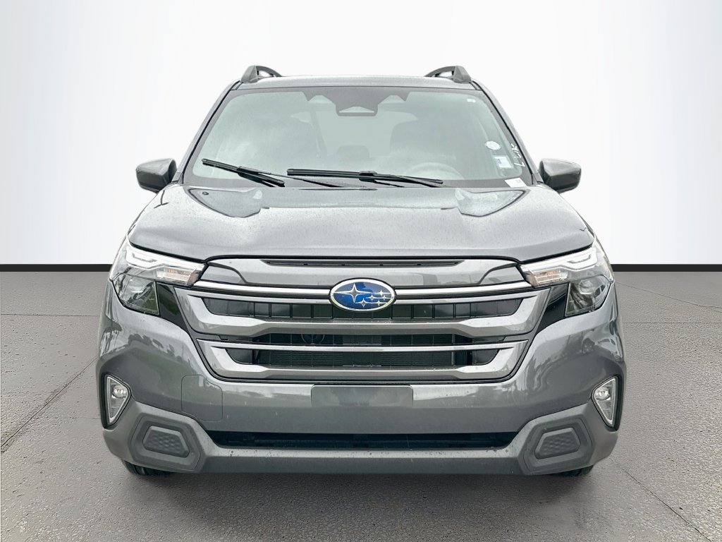 Used 2025 Subaru Forester Premium w/ Convenience Package #2 AWD/4WD image 2