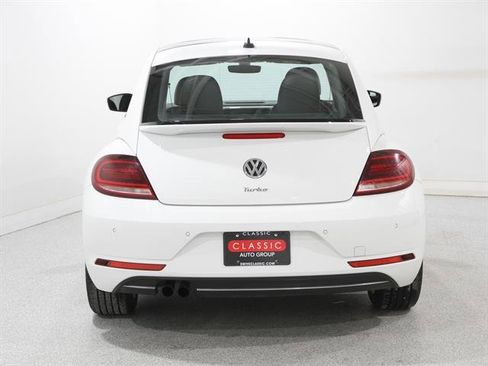 Used 2019 Volkswagen Beetle 2.0T SE image 19