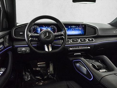 Certified 2025 Mercedes-Benz GLS 450 4MATIC image 20