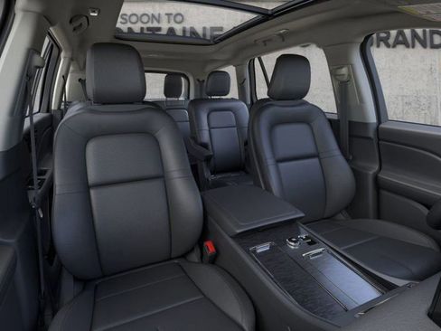 New 2026 Lincoln Aviator AWD w/ Jet Appearance Package image 10