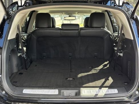 Used 2019 INFINITI QX60 Luxe w/ Essential Package image 96