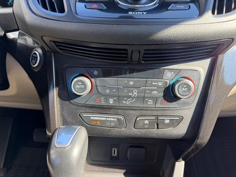 Used 2017 Ford Escape Titanium FWD image 15