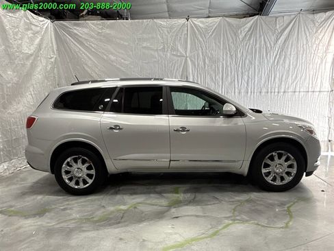 Used 2017 Buick Enclave Premium image 14