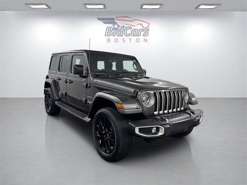 Used 2021 Jeep Wrangler Unlimited Sahara w/ Cold Weather Group image 6