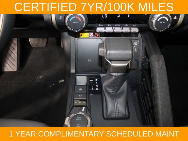 Used 2024 Toyota Tacoma SR5 AWD/4WD image 24